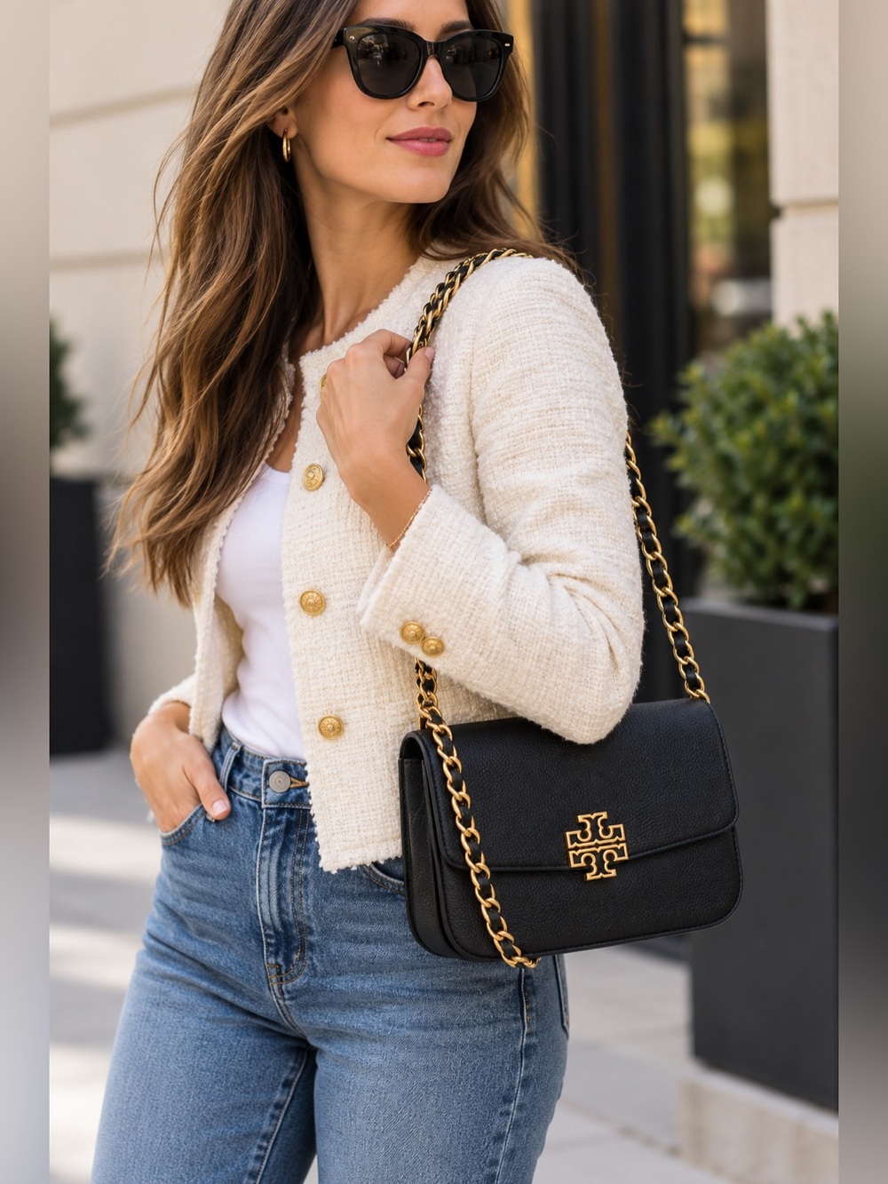 Authentic Tory Burch Black Leather Crossbody Bag.